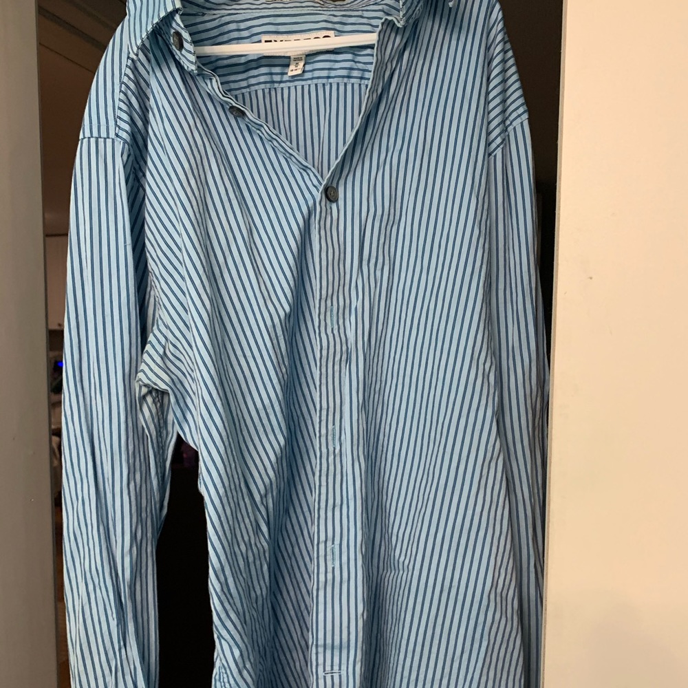 Express button down